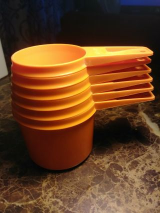 Vintage Tupperware Orange Nesting Measuring Cups Full Set Of 6 Great Shape