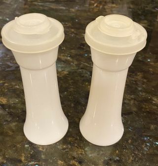 Vintage Tupperware Large 6” Hourglass White Salt & Pepper Shakers 718