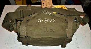 Vintage U.  S.  Military Heavy Duty Waterproof Field Pack