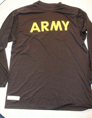 U.  S.  Army Long Sleeve Pt Shirt Large