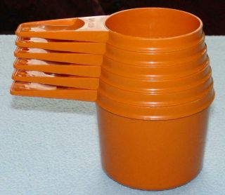 Vintage Tupperware Measuring Cup Complete Set Of 6 Bright Orange Nesting