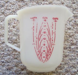 Vintage Tupperware Measuring Cup 2 Cups 16oz Red Letters Lettering 134