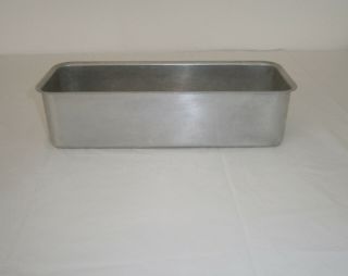 Vintage Long Mirro Aluminum Loaf Pan 10 - 1/4 X 3 - 5/8 X 2 - 5/8 No 5196m Meatloaf