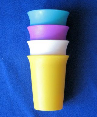 Vintage Tupperware 109 Set Of 4 Sippy Cups Bell Tumblers No Lids - Aqua Purple,