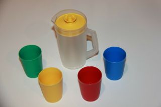 Tupperware Kids Toy Pitcher And Cups