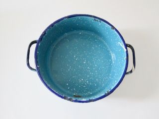 Vintage speckled blue white navy enamelware small handled enamel pot 3
