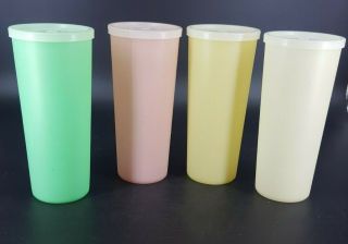 Set Of 4 Vintage Tupperware 107 16 Oz Pastel Nesting Tumblers Cups W/ Lids