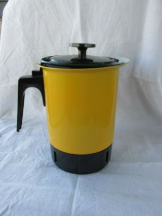 Vintage West Bend Instant Hot Pot 36 Oz Gold/yellow Electric.  3255 Very Good