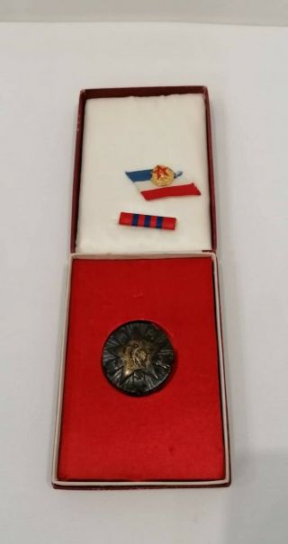 Vintage Yugoslavia: Order Of Merit For The People With A Silver Star - Class Iii,