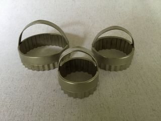 Set Of 3 Vintage Aluminum Biscuit Cookie Cutters,  Scalloped Edge Nesting