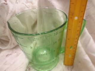 Vintage Green Glass Measuring Cup Pitcher 1 Qt - 4 Cups - 32 Oz TD 3