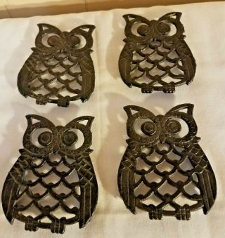 Set Of Four (4) Cast Iron Owl Footed Trivets Wall Decor 4 " X 3 "