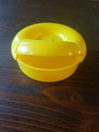 Cheerios Plastic Cereal Container And Buzzbee Scooter Toy Figurine 3