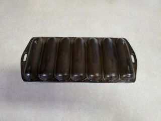 Antique Vintage Cast Iron Corn Stick Pan Cornbread Muffin Molds 2