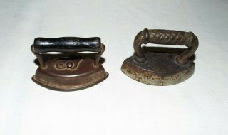 TWO ANTIQUE MINIATURE SALESMAN SAMPLE IRONS LOOK READ 3