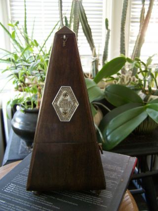 Maelzel Paquet Metronome,  1815 - 1846,  French Made,  Well,  Walnut?
