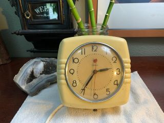 Warren Telechron Art Deco 1940’s Wall Clock Model 2h13 Great Rare