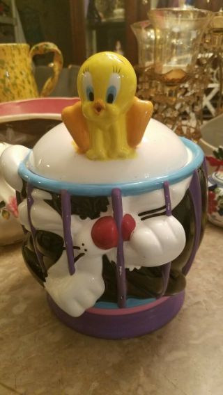 Looney Tunes Sylvester And Tweety Cookie Jar