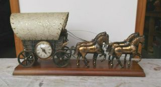 Vintage United Clock Corp Electric Horse - Drawn Covered Wagon Mantel Clock/light