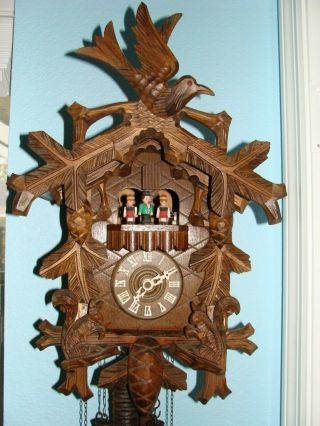 Animated Rocking Squirrels 3 Weight Musical Cuckoo Clock With Dancers
