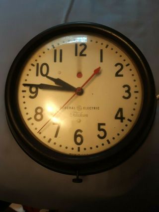 Vintage General Electric (ge) Telechron 8 Inch Wall Clock - Model 1ha1608