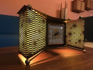 Vintage Early 1950’s United Bow Tie Clock Mid Century Modern Atomic Starbursts