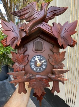 Rare German Hand Carved Black Forest Cuckoo Clock - Hubert Herr - - Open Box