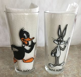 1973 Pepsi Looney Tune Glasses Bugs Bunny And Daffy Duck
