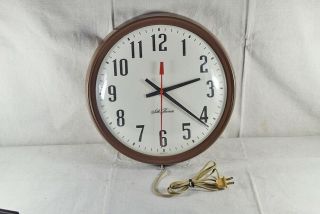 Vintage Seth Thomas School Industrial Electric Wall Clock Manager 12