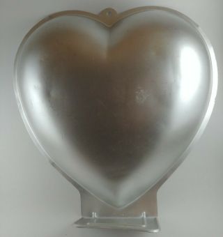 WILTON Vintage Puffed Heart Shaped Aluminum Cake Pan 1986 Pre - owned 3