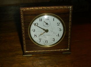 Vintage Seth Thomas Usa Severn Wind Up Alarm Clock Red