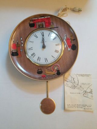 Spartus Electric Wall Clock Kitchen Pendulum Vintage