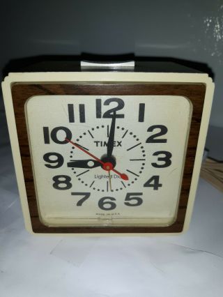 Timex Lighted Dial Electric Alarm Clock Model 7413 - 4 Made In Usa