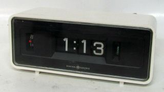 Vintage 1960s Ge General Electric White Plastic Alarm Flip Clock Mid Century