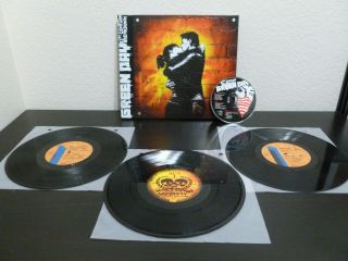 Black Vinyl - Green Day - 21st Century Breakdown (limited Book W/ 3 10 " Records)