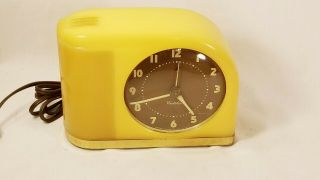 Vintage Westclox Moonbeam Electric Alarm Clock Bakelite