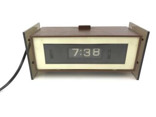 Vintage General Electric Flip Clock Model 81 - 81 - 4 Listed 347b