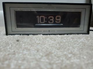 Vintage Ge General Electric Flip Alarm Clock Lighted Dial 8142 - 4 Rare