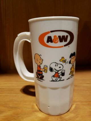 Vintage A&w Root Beer Peanuts Snoopy Gang 40 Years Of Happiness Plastic Mug Cup