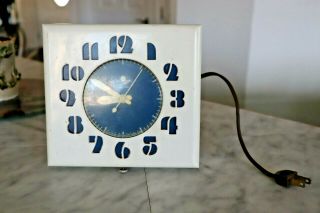 Vintage 1950s Retro Telechron Electric Wall Clock Model 2h27 (usa)