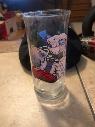 E.  T.  I’ll Be Right Here Collector Series Glass Limited Edition Pizza Hut 1982