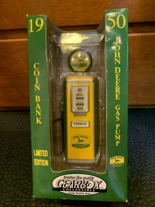 Toy 1998 Gearbox 1950 John Deere Limited Edition Gas Pump Coin Bank