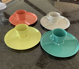 Vintage Plastic Sterilite Luncheon Set 4 Plates /cups Mid - Century Modern
