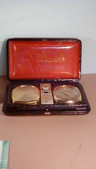Vintage Travel Radio/alarm Clock In Leather Case.  Model Ctr615, .  Solid St