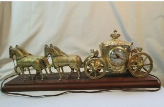 Vintage United Gold Horse Drawn Royal Carriage Electric Mantle Clock
