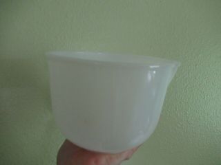 Vintage Glasbake 20cj Sunbeam Mixmaster Milk Glass Mixing Bowl 6 1/2 " Diameter