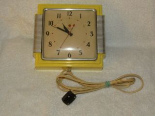 Vintage Telechron Electric Clock Art Deco Mid Century Kitchen Clock 2h43 Usa
