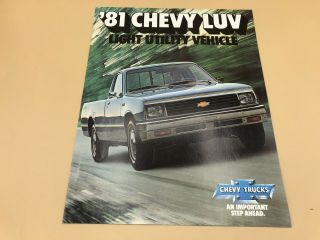 1981 Chevrolet Chevy Luv Pickup Truck Brochure Sport 4x4 81 Gmc 4wd Book