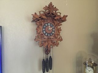 Antique German Black Forest Cuckoo Quail Wall Clock Carved Leaf Case