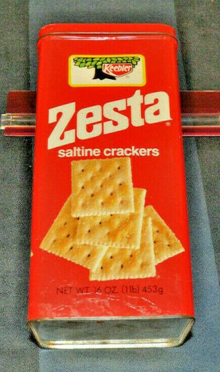 Vintage 1981 Keebler Zesta Saltines Crackers Advertising Tin